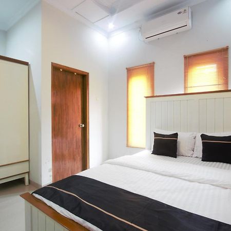 Cendhani Raras Residence Pakualaman Extérieur photo